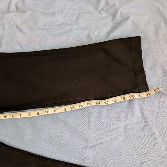 Sleek and petite straight-leg black slacks - Picture 6 of 7